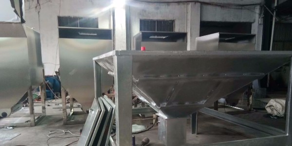 江蘇廢氣處理廠家：布袋除塵器的這兩個(gè)問題不重視就晚了！不得不防！